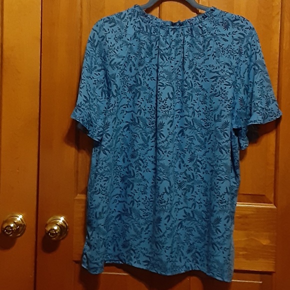 Liz Claiborne Career Top - Picture 3 of 3